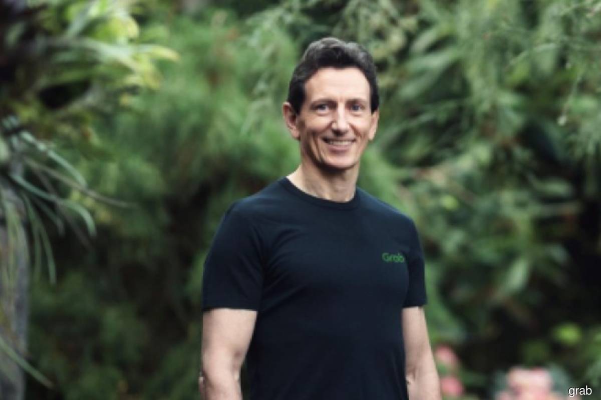 Former SATS CEO Alex Hungate starts at Grab as COO